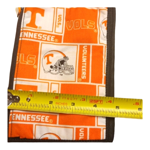 Tennessee Crossbody Purse/Phone carrier with zippered compartment. Handmade - Picture 5 of 5